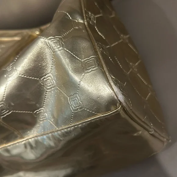 GOLD duffle bag y2k travel vacation bag metallic gold duffle bag carryon keepall - Picture 14 of 17